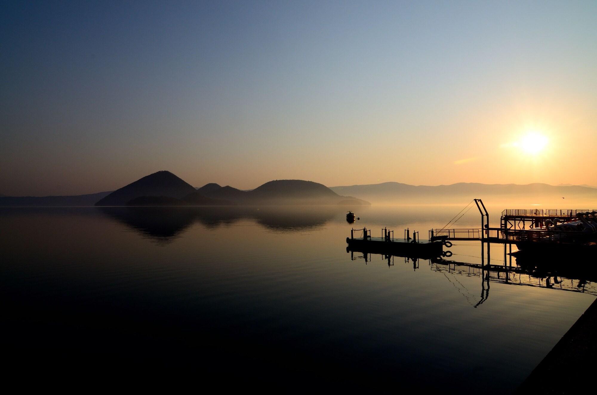 Manseikaku Lakeside Terrace Ryokan 4*