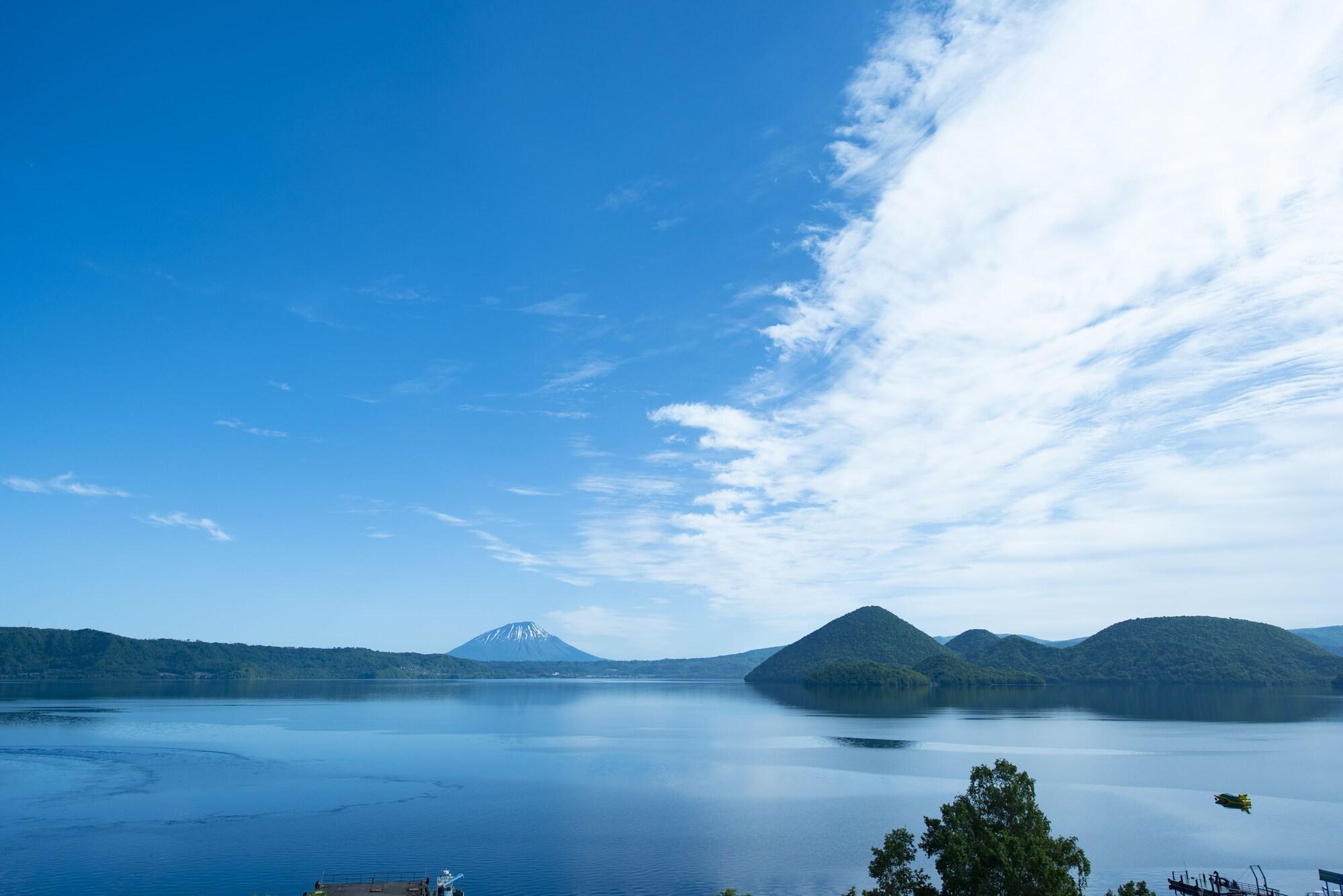 Ryokan Manseikaku Lakeside Terrace 4*
