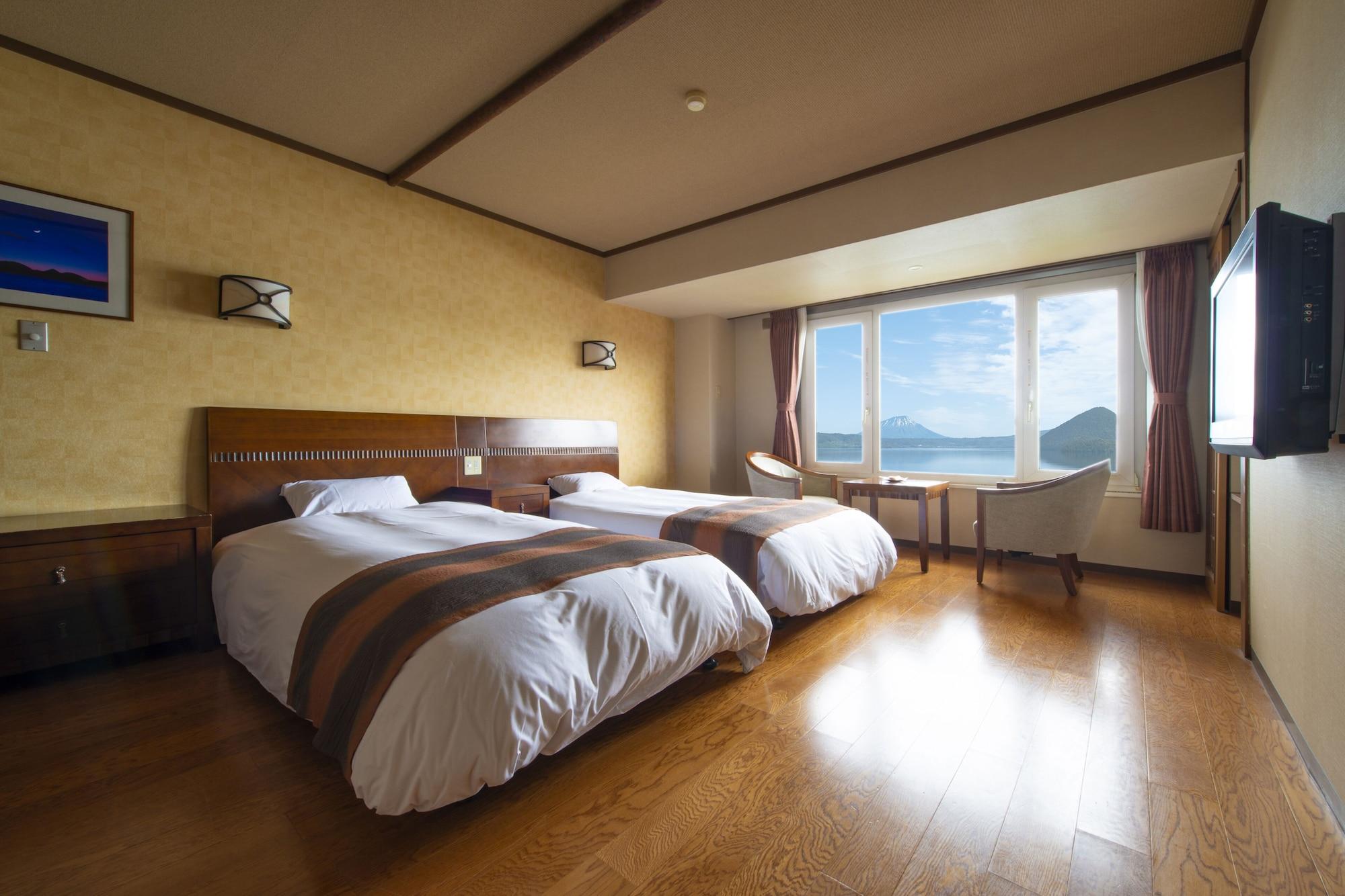Manseikaku Lakeside Terrace Ryokan 4*