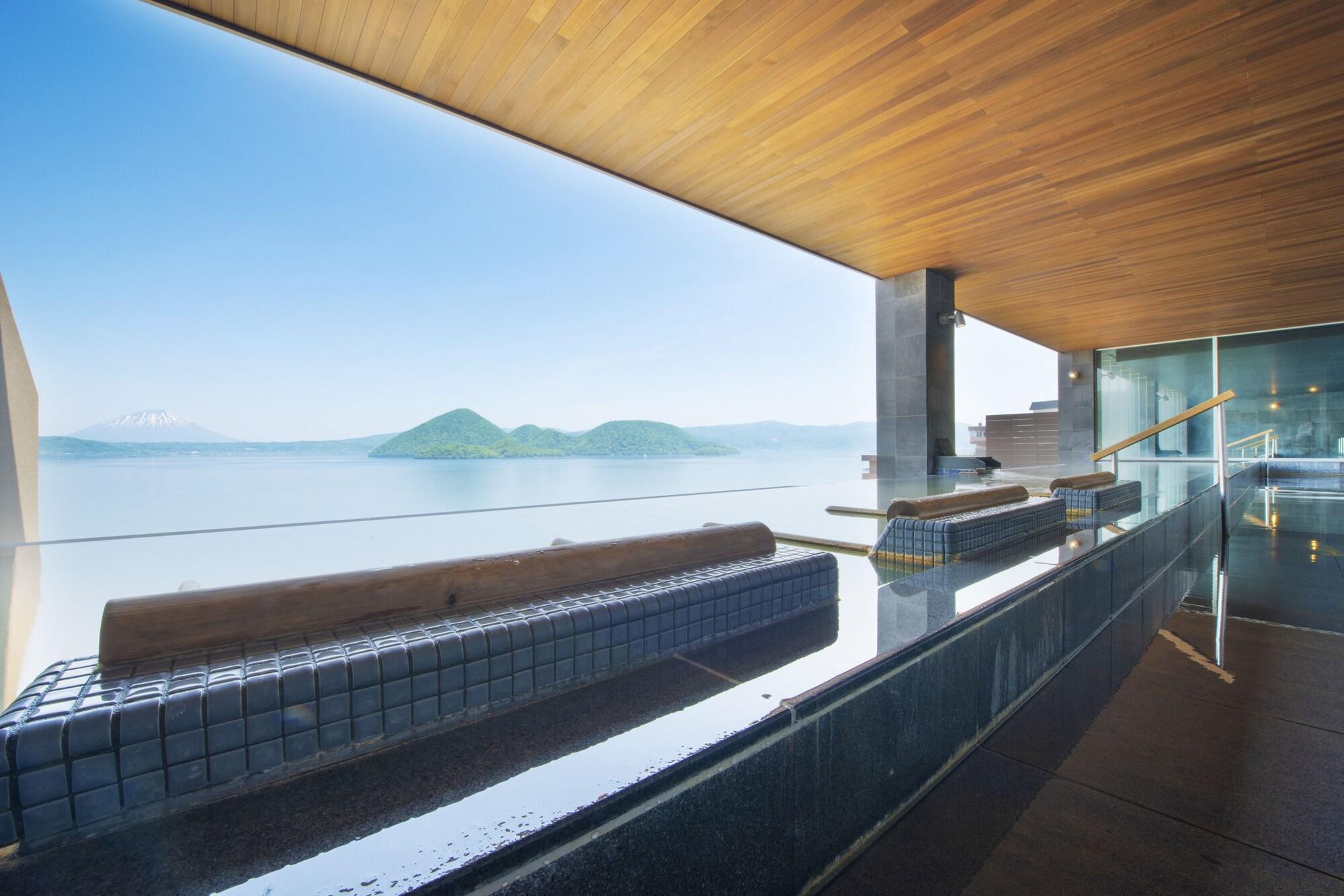 Ryokan Manseikaku Lakeside Terrace Toyako